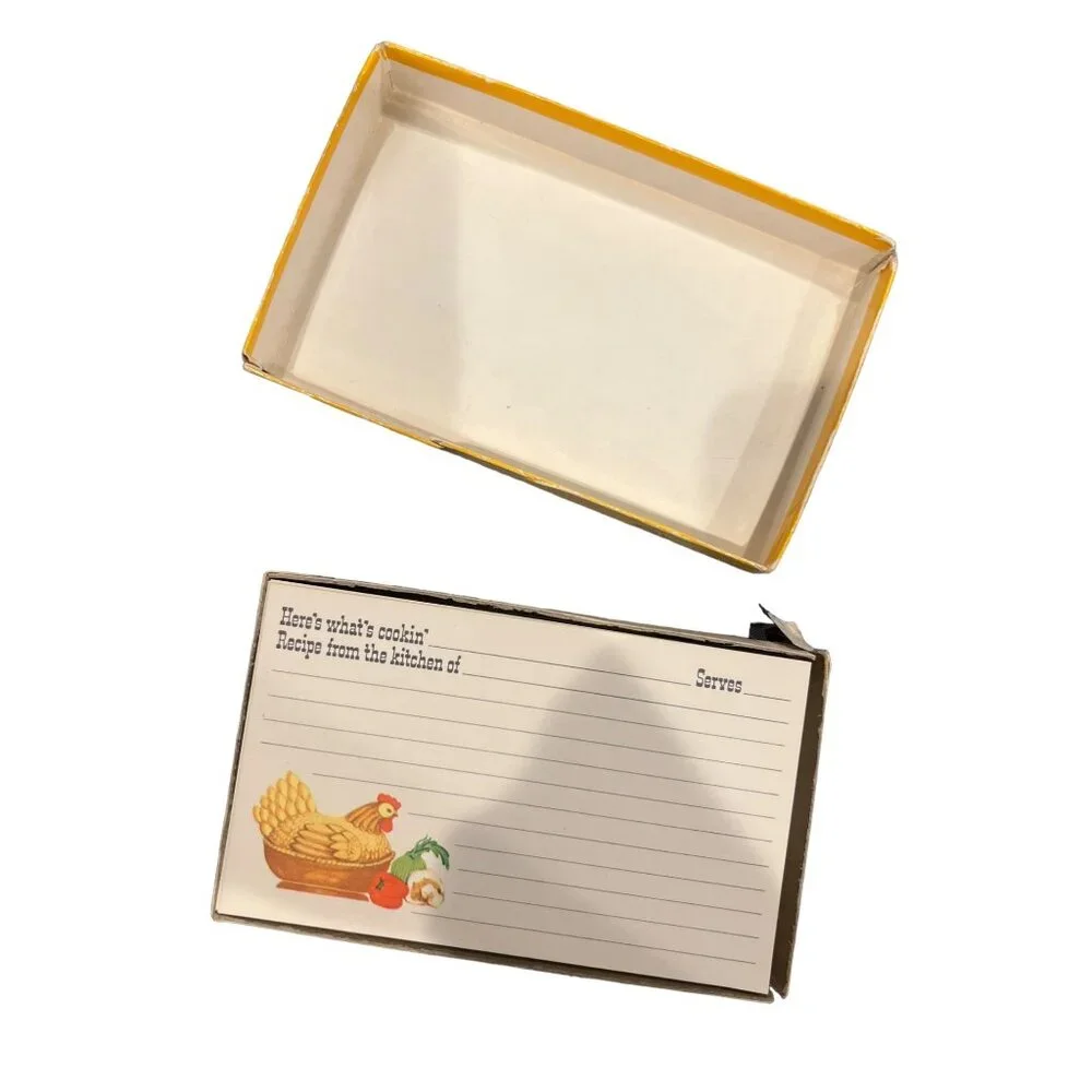 VTG New Here's What's Cooking W Chickens Mixed W Others Recipe Index Cards W Box